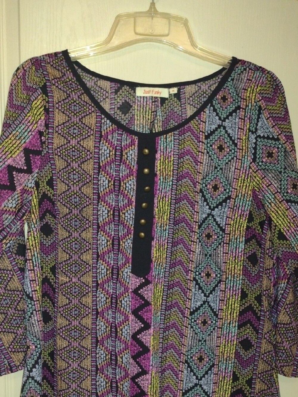 Multicolor Geometric Print Knee Length Dress. Length Is 35". Pit To Pit Is 22". - Picture 4 of 4